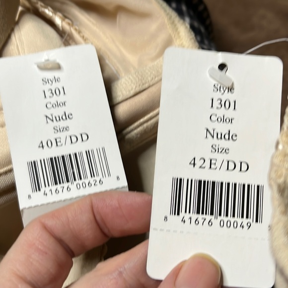 Elila 42E / 42DD Elila Embroidered Wire-free Bra - Nude - Picture 4 of 7